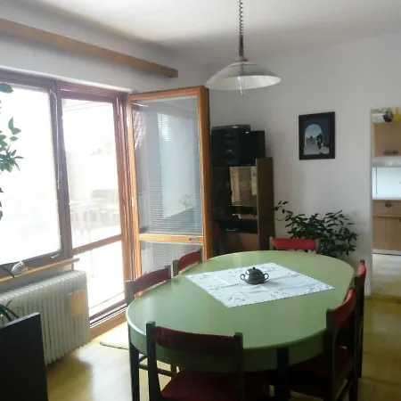 Lägenhet U Zaludu Ledenice